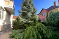 будинок за адресою Горіхова вул.