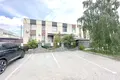 комерційна за адресою Металургів вул., 4