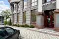 комерційна за адресою Степана Бандери вул., 21