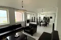 квартира за адресою Архітектора Дольніка вул. (Шаумяна), 10