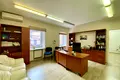 комерційна за адресою Старокозацька вул. (Комсомольська), 22
