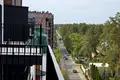 комерційна за адресою Українська вул., 1А