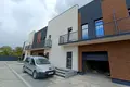 будинок за адресою Українських Декабристів вул.