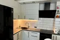 квартира за адресою Світлова, 42А