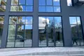 комерційна за адресою Навроцького, 4