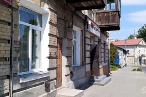коммерческая по адресу Данила Галицького, 8