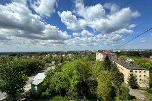 квартира за адресою Тополина, 2