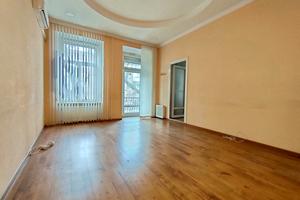коммерческая по адресу Троицкая ул., 7