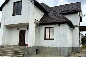 квартира за адресою Світанкова вул., 14