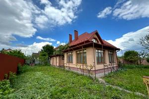 будинок за адресою с. Драгомирчани, Івасюка, 28