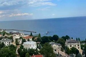 участок по адресу Бернардацци ул. (Красных Зорь), 9