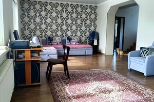 дом по адресу Центральна, 40/12