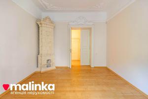 квартира за адресою Івана Верхратського вул., 39