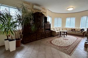 будинок за адресою с. Віта-поштова, Вереснева вул., 2