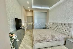 квартира по адресу Джона Маккейна ул. (Кудри Ивана), 7