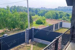 будинок за адресою Космічна вул., 1