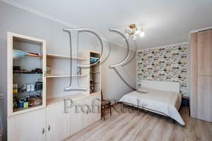 квартира за адресою Авіаконструктора Антонова вул., 15