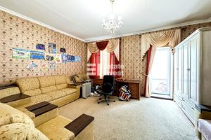квартира по адресу Роганская ул., 89