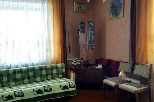 дом по адресу с. Александровка, Вчительська