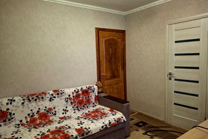 будинок за адресою смт. Обухівка, Мирна
