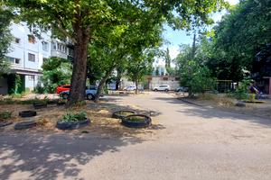 квартира за адресою Космонавтів вул., 86