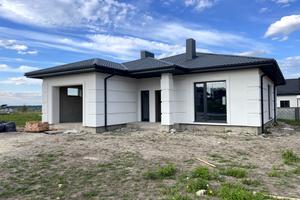 будинок за адресою Рівне, Захисників Маріуполя вул. (Костромська)