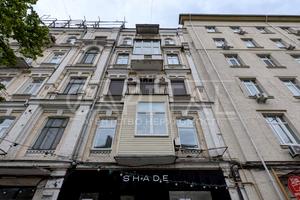 коммерческая по адресу Шота Руставели ул., 1
