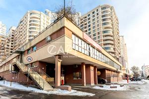 комерційна за адресою Жилянська вул., 59