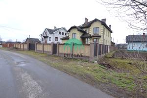 будинок за адресою с. Микитинці, Черепкова, 43