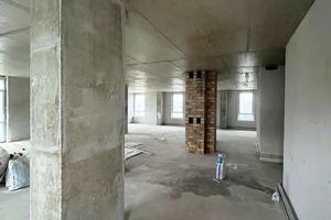 коммерческая по адресу Джона Леннона, 41