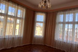 квартира за адресою Садовського вул., 3