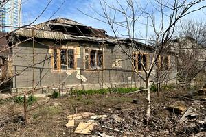 участок по адресу Бернардацци ул. (Красных Зорь)