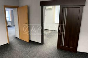 комерційна за адресою Володимира Сосюри вул., 6