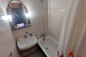 квартира за адресою Космонавтів вул., 86