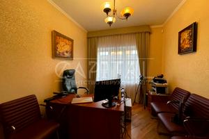 комерційна за адресою Київ, Загорівська вул. (Багговутівська), 17