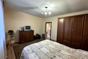 будинок за адресою Низинна, 70