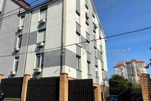комерційна за адресою Гайова вул., 3