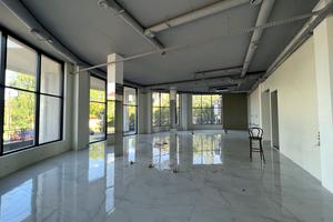 комерційна за адресою Авіаторів вул., 41Г