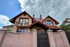 дом по адресу с. Драгомирчаны, Івасюка