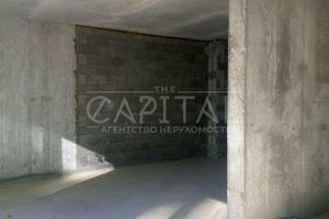 комерційна за адресою Любомира Гузара просп. (Космонавта Комарова), 1