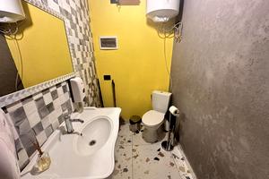 комерційна за адресою соборна, 2К