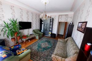квартира за адресою Нагірна вул., 8