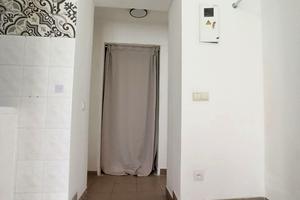 комерційна за адресою Зелена вул., 11а