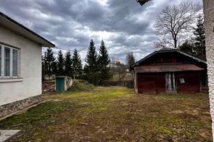 будинок за адресою с. Клубівці, Центральна