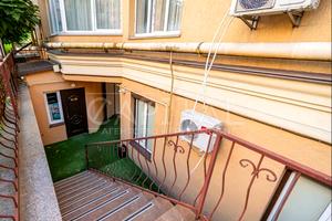 коммерческая по адресу Миру ул., 41