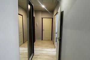 квартира за адресою Героїв Крут вул. (12 Квітня), 3