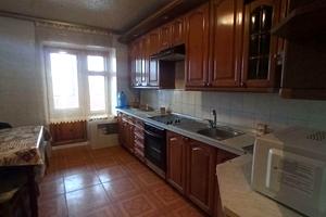квартира за адресою Патріарха Мстислава Скрипника вул., 40-А