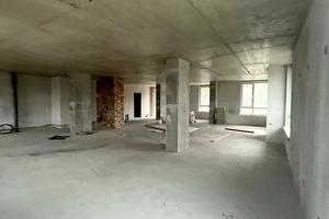 коммерческая по адресу Джона Леннона, 41