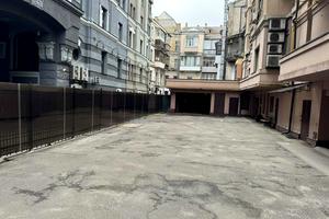 коммерческая по адресу Золотоворотская ул., 13