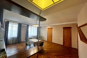квартира за адресою Лесі Українки, 13